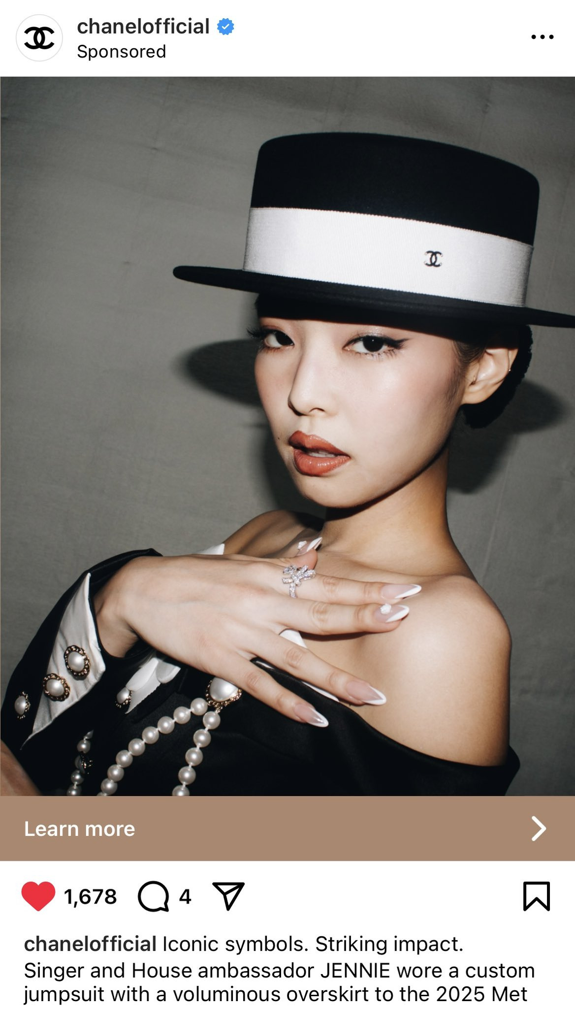 제니 멧갈라 사진 올리는 샤넬 공식 인스타.jpg | 인스티즈