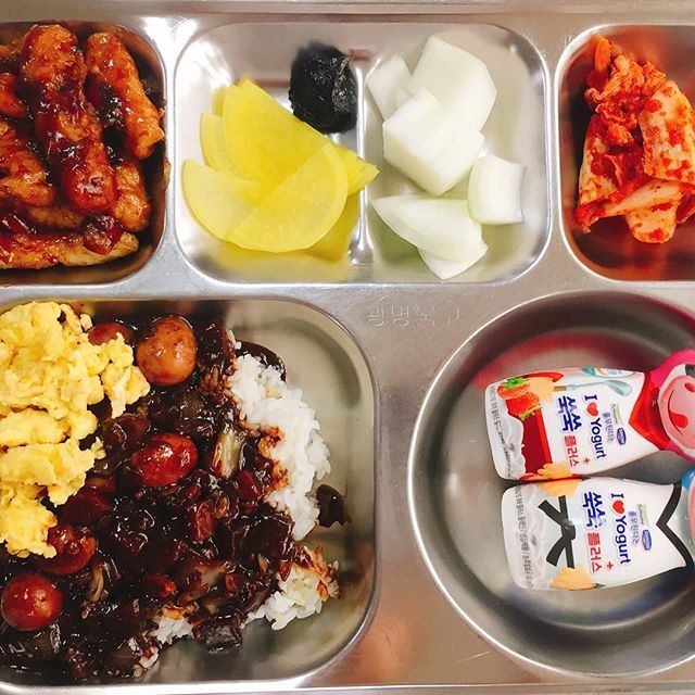 단체급식 맛초킹치킨 맛초킹탕수육 jpg | 인스티즈