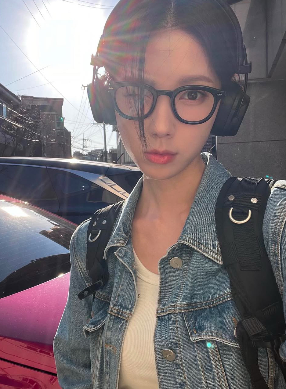 요즘 눈길가는 신인 여배우 데일리룩 | 인스티즈