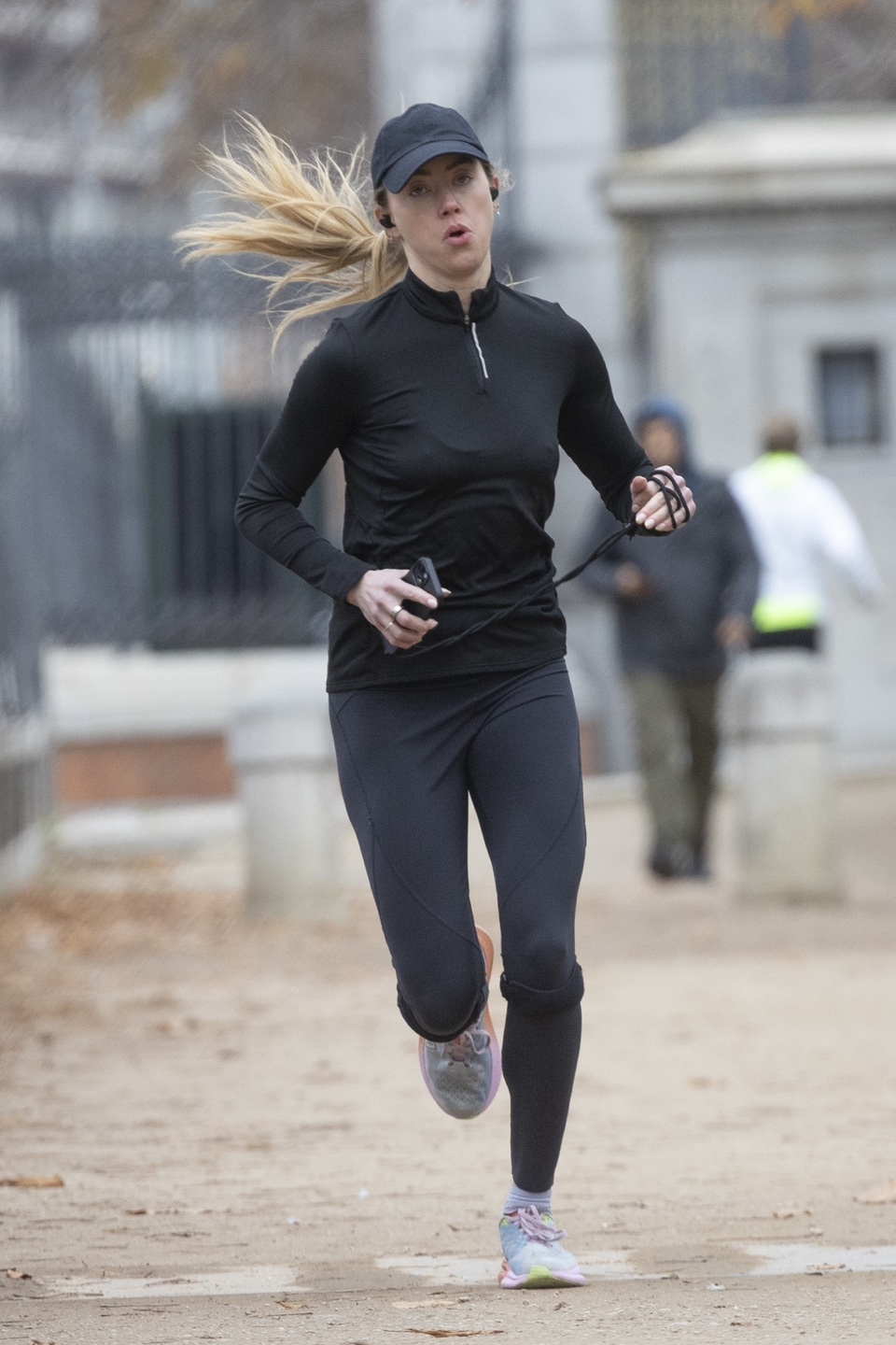 쌍둥이 출산했다는 엠버 허드 | 인스티즈