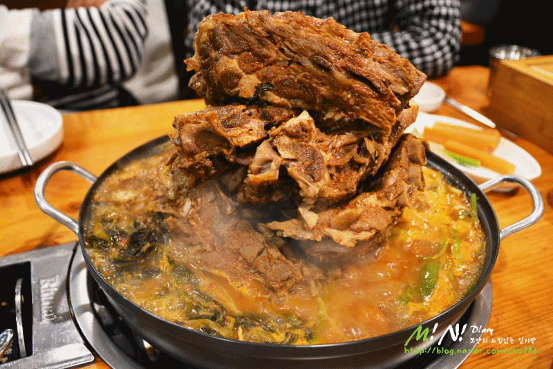 [고르기] 뼈해장국 먹을때 난 이렇게 먹는다 | 인스티즈