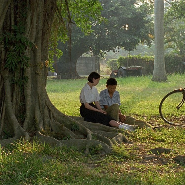 친했던 친구와 점점 보는 세상의 풍경이 달라진다는 건 참 슬픈 일이야.twt | 인스티즈