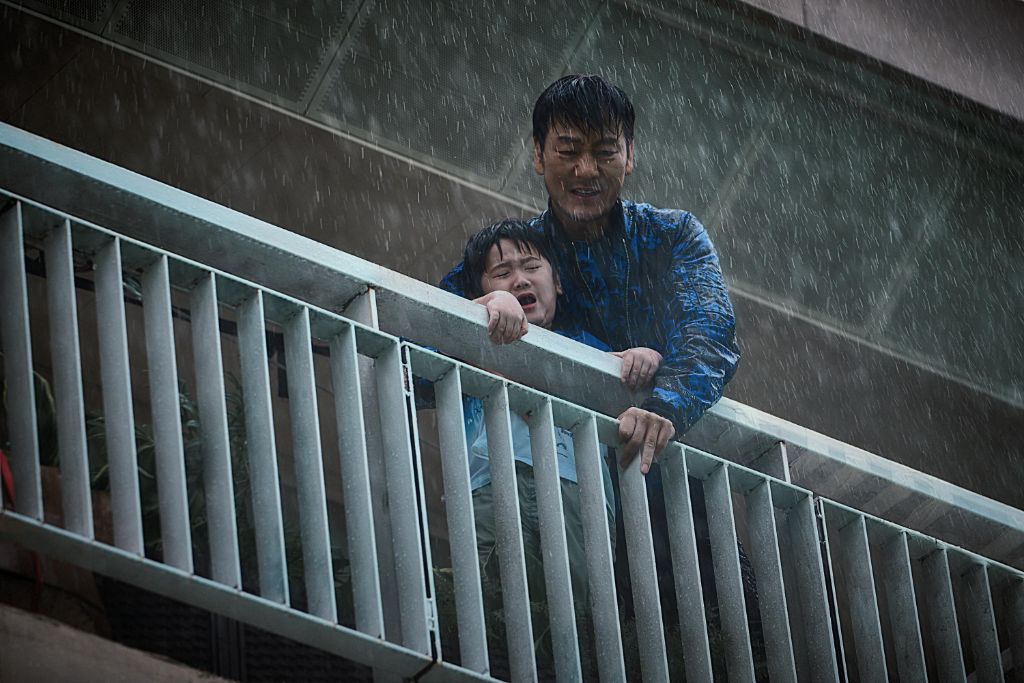 [스틸컷] SF 재난 영화 대홍수, 12월 19일 공개. 오직 넷플릭스에서 | 인스티즈