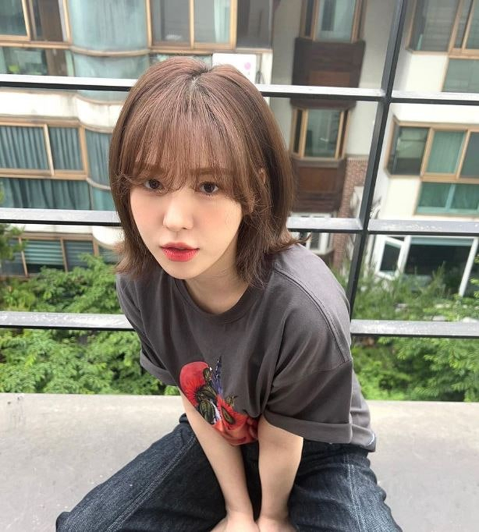 레이어드 컷에 이어 이번에 또 인생 헤어 했다는 웬디 | 인스티즈