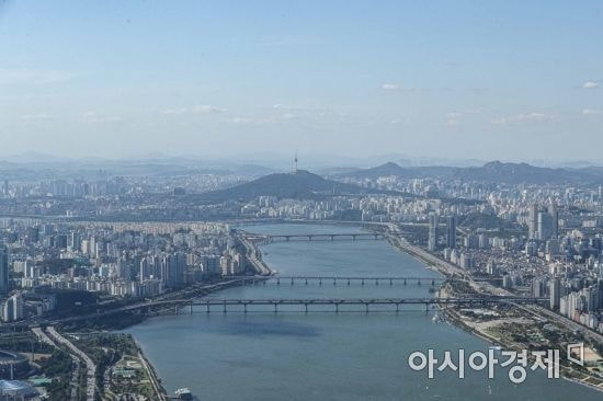 막 걸음마를 시작한 민주주의 국가를 위해 싸우러 간 것은 가치있는 일이었습니까? | 인스티즈