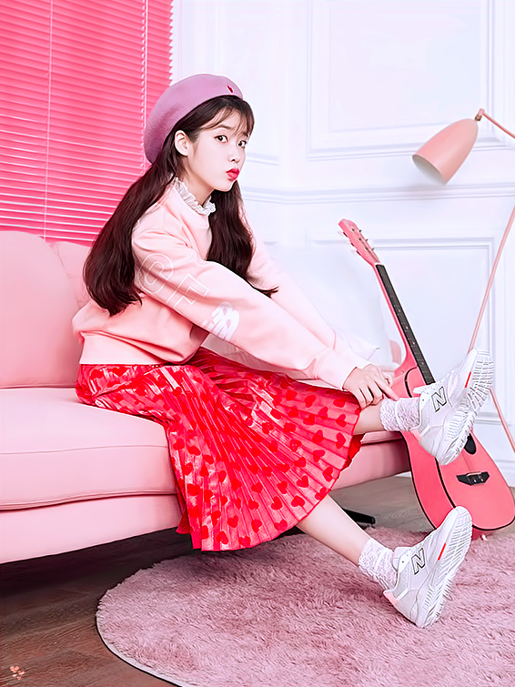 아이유가 좋아요 누른 팬아트.. | 인스티즈