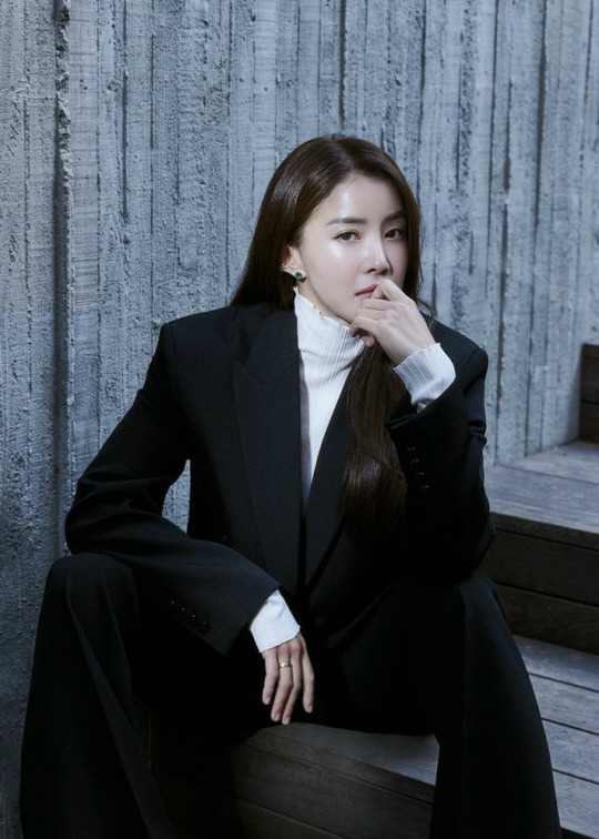 이시영, 결혼 8년 만에 파경..."원만히 합의” | 인스티즈