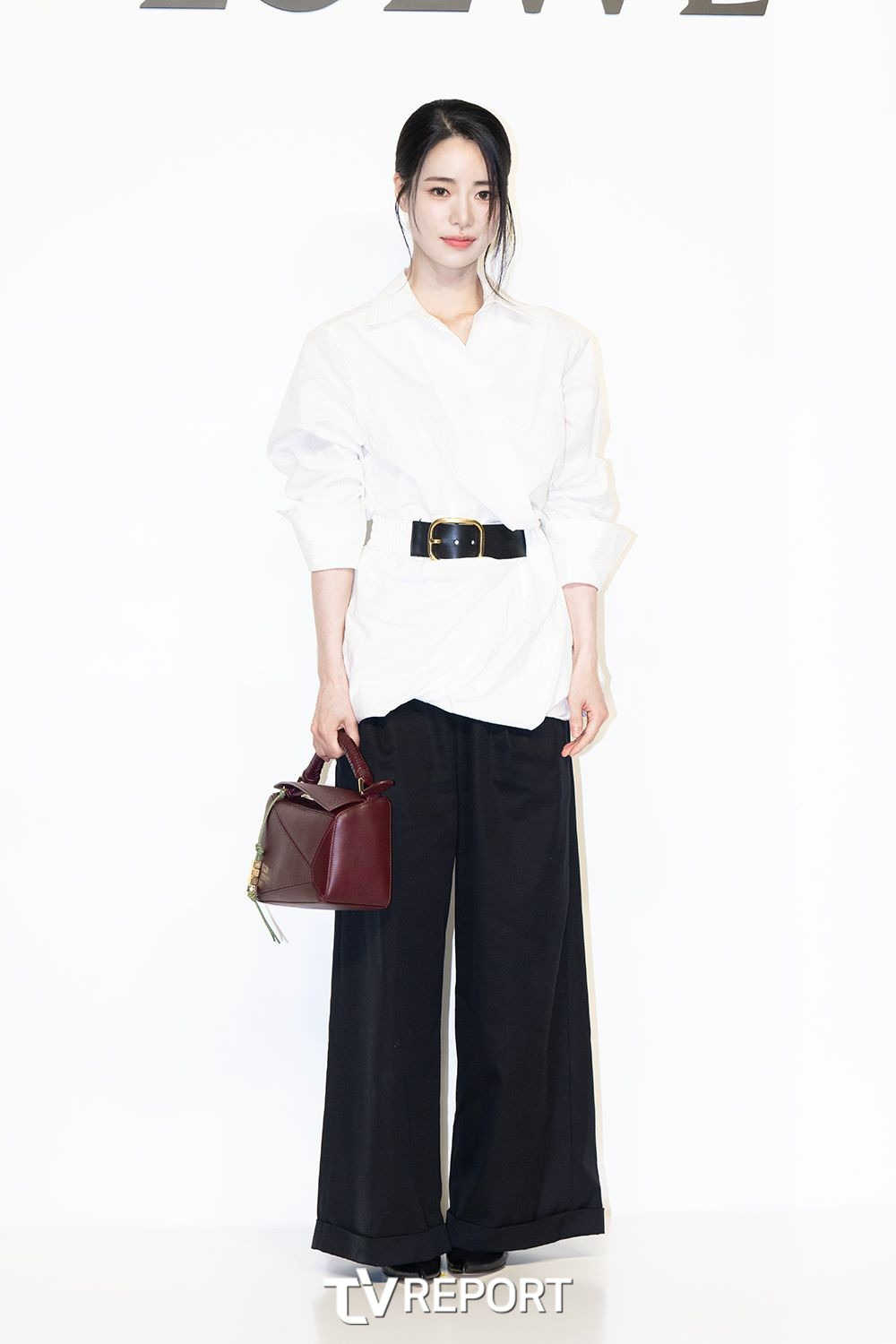 오늘자 임지연 로에베 포토콜 기사사진 | 인스티즈