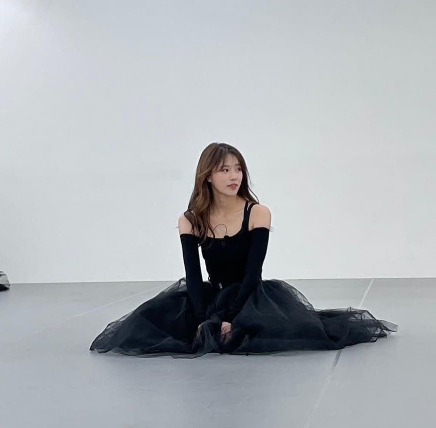 발레 배우면서 다리찢기로 고통받는 이미주 | 인스티즈