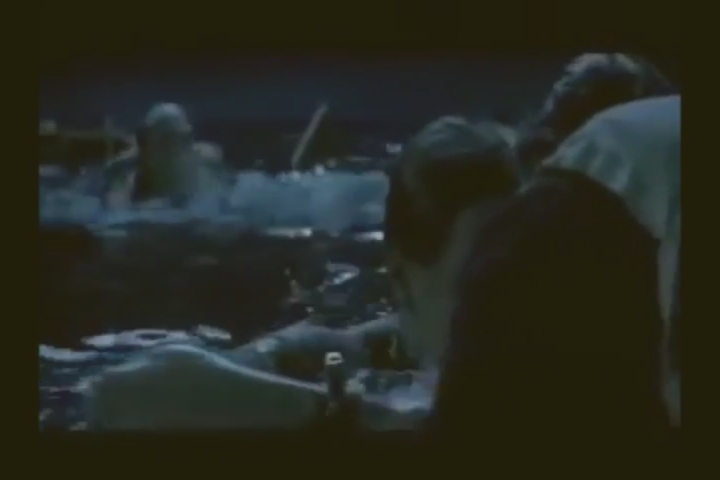 타이타닉 삭제장면 - 잭과 로즈가 나무판에 함께 올라갈 수 없었던 이유 | 인스티즈