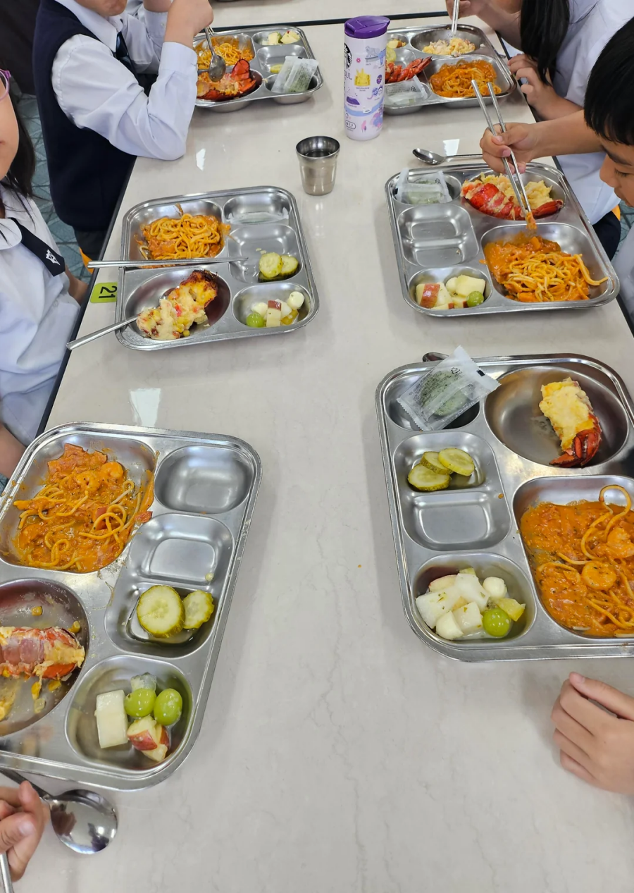 레딧에서 난리났다는 한국 급식사진 | 인스티즈