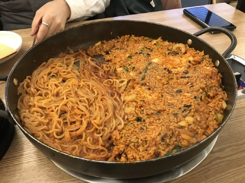 주로 부산에서만 먹는다는 감자사리 | 인스티즈