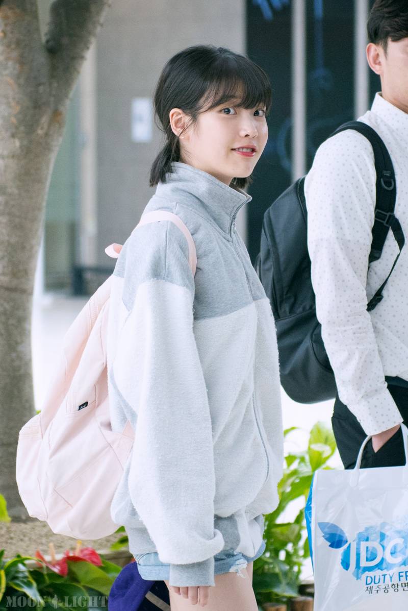 아이유가 좋아요 누른 팬아트.. | 인스티즈