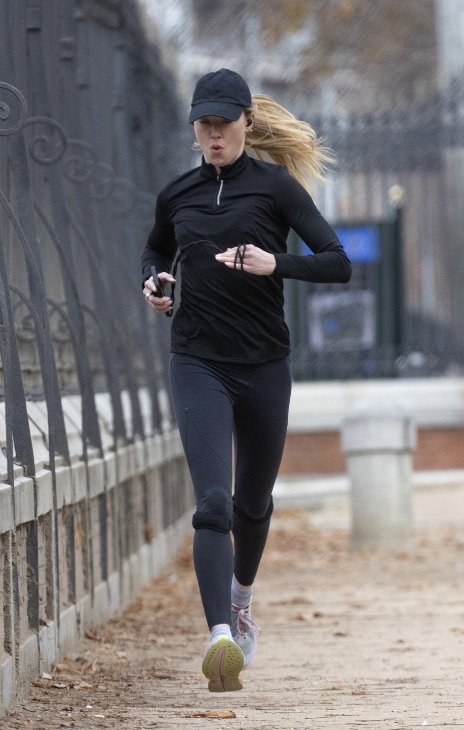 쌍둥이 출산했다는 엠버 허드 | 인스티즈