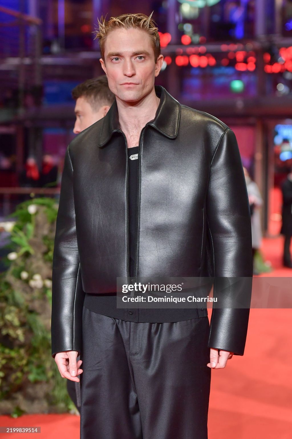 오늘자 베를린 영화제 로버트 패틴슨 | 인스티즈