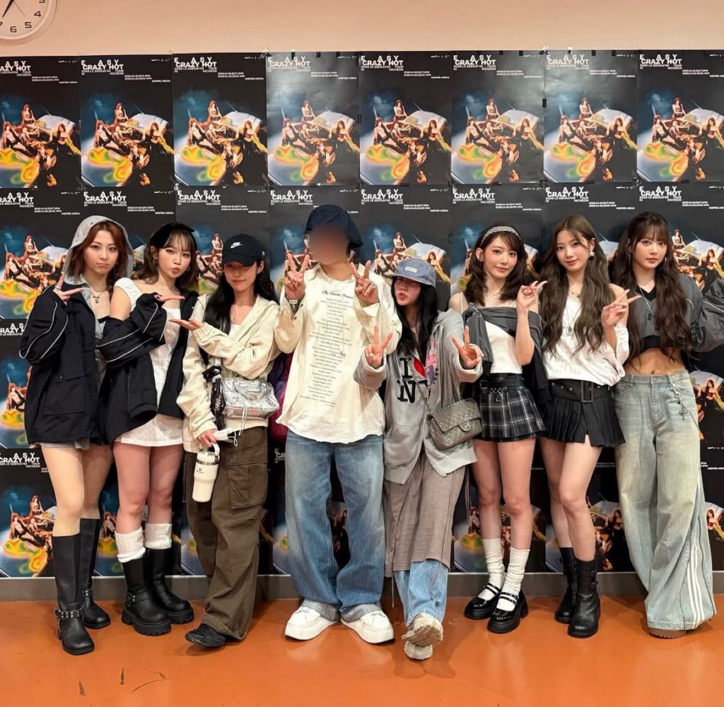 르세라핌 콘서트 간 배우 노윤서 | 인스티즈