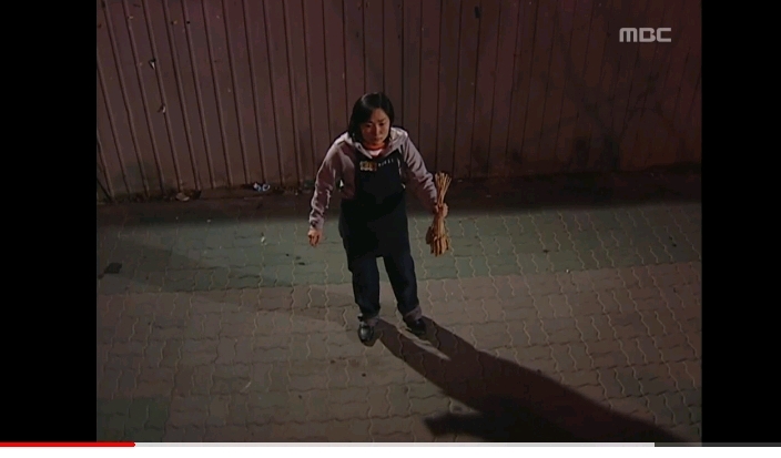 뉴논스톱 경림이가 밤에 포장마차하는게 위험하다 생각한 인성이의 잔머리 | 인스티즈