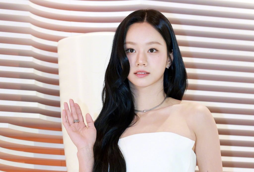 오늘자 설화수 행사 참석한 혜리 | 인스티즈
