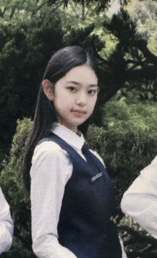 키키 이솔이 오늘 버블에서 직접 풀어준 연습생 시절 사진 | 인스티즈