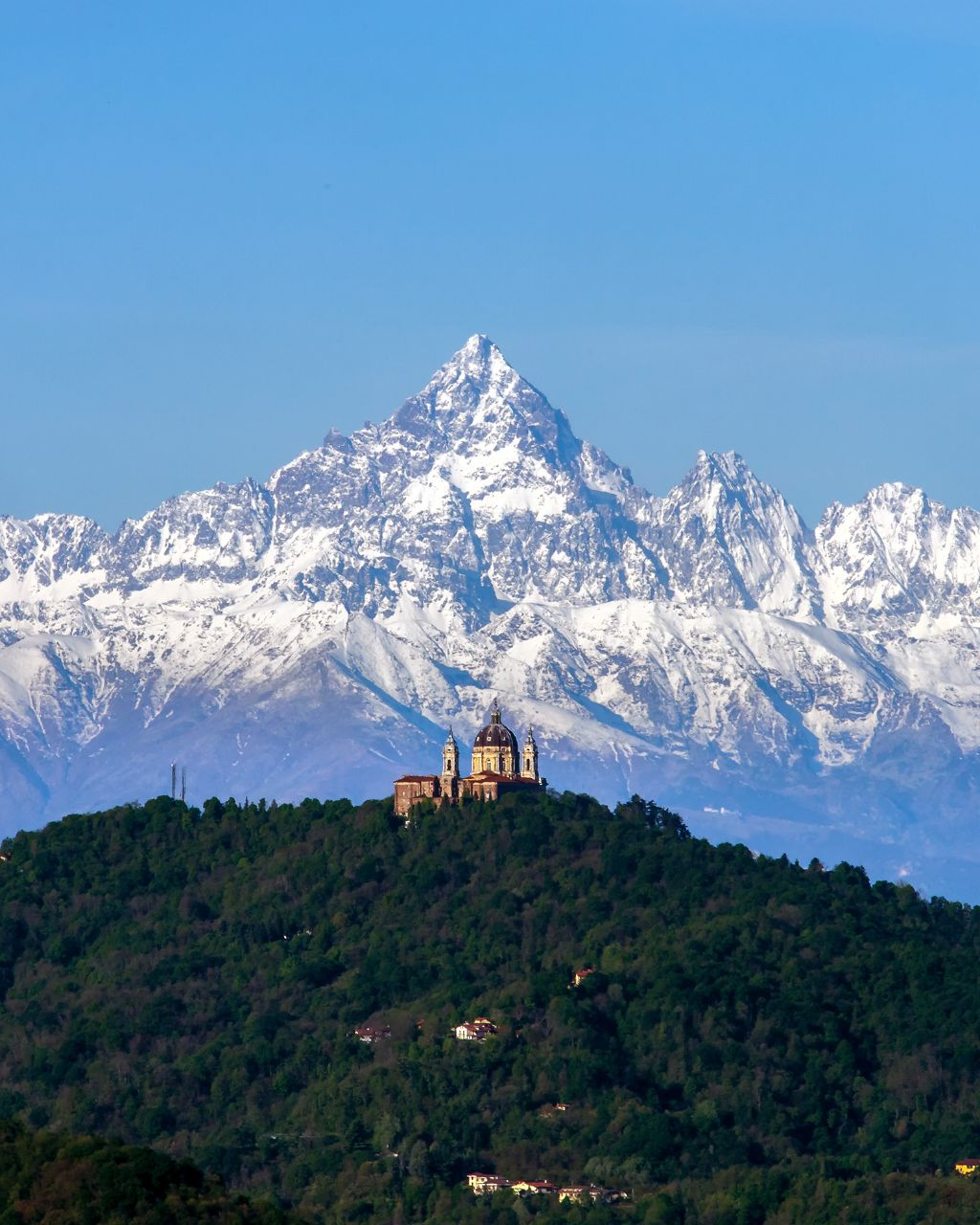 이탈리아 알프스 산 속 성당 | 인스티즈