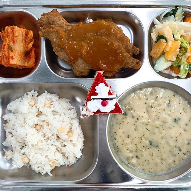 단체급식 용가리치킨까스 jpg | 인스티즈