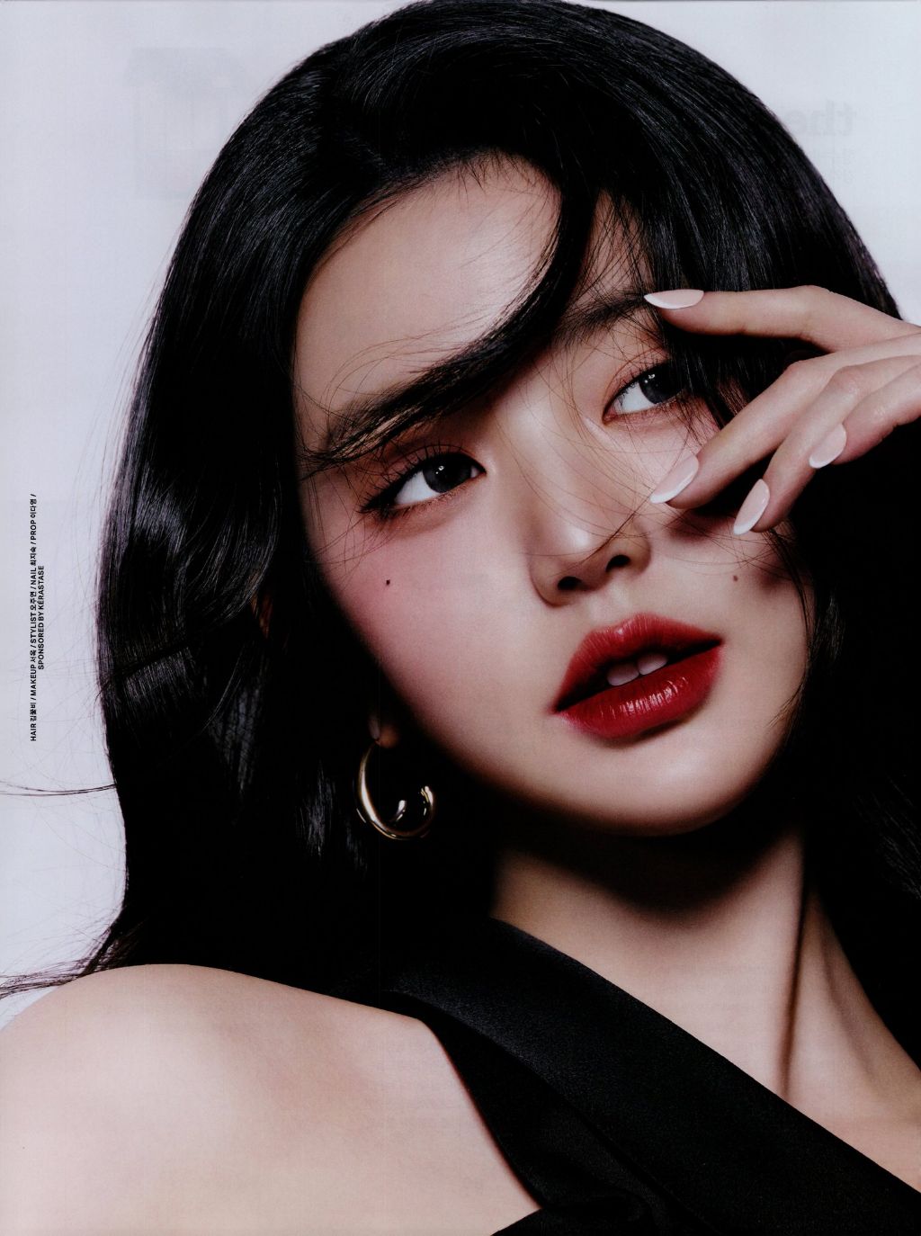 레전드 찍은 장원영 보그 4월호 | 인스티즈