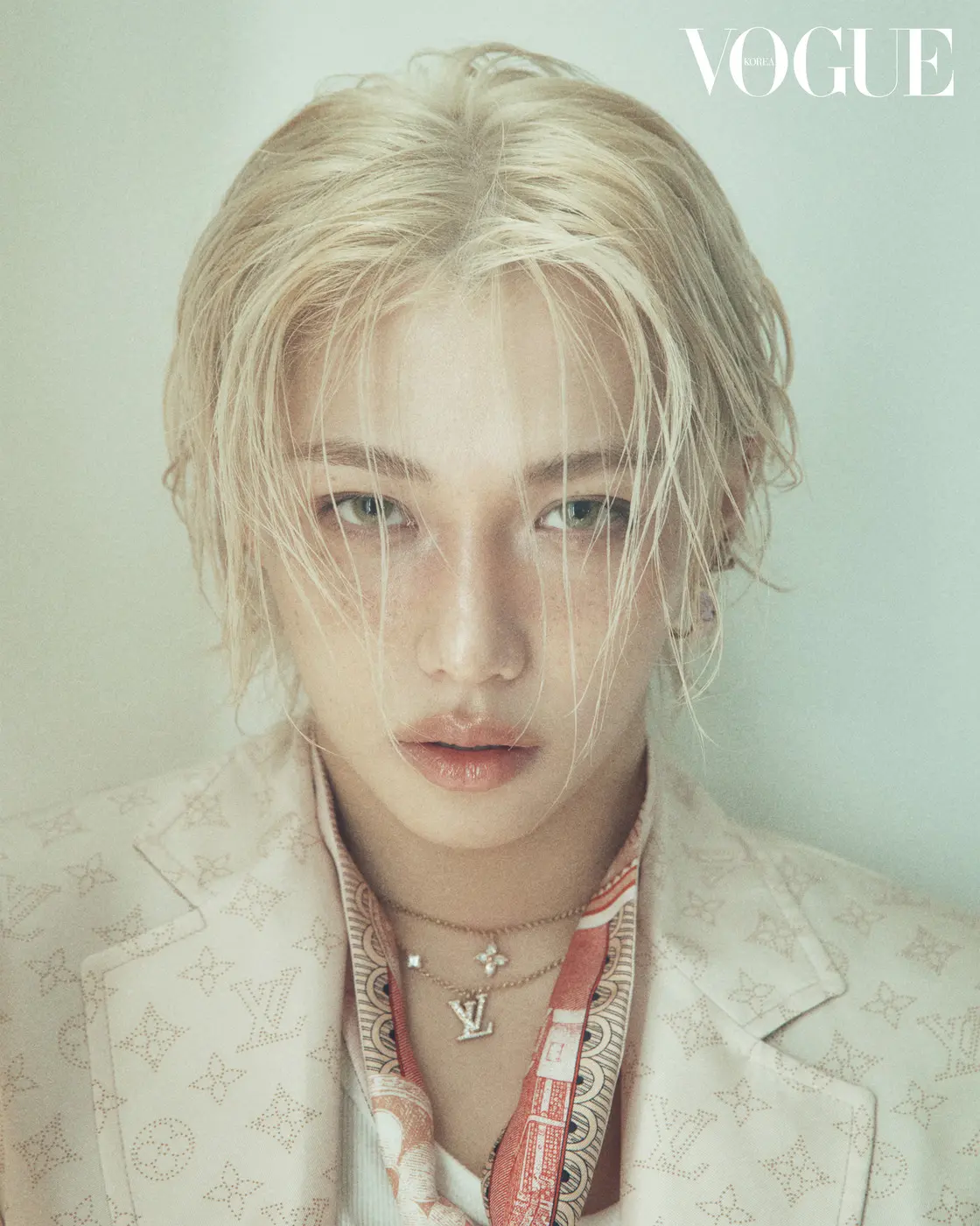봄 느낌 나는 스키즈 필릭스 보그 코리아 화보 | 인스티즈