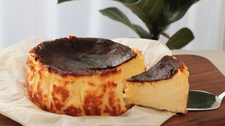 스페인 바스크 지역에서 유래한 치즈케이크.jpg | 인스티즈
