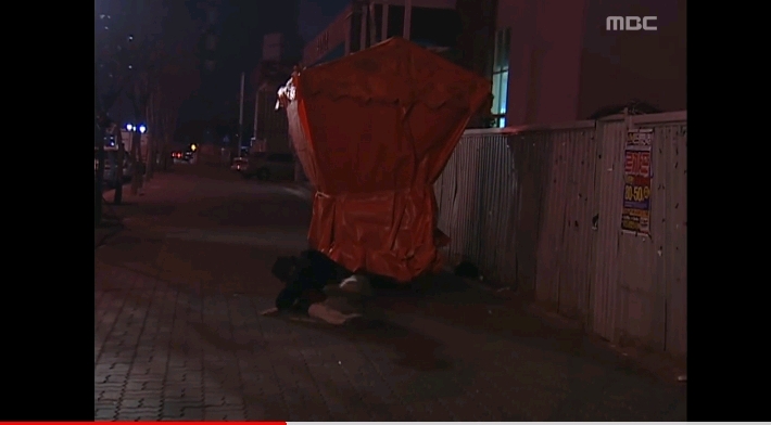 뉴논스톱 경림이가 밤에 포장마차하는게 위험하다 생각한 인성이의 잔머리 | 인스티즈