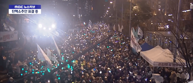 샤이니 경광봉 혼자일때 vs 단체로 있을때 존재감차이 | 인스티즈