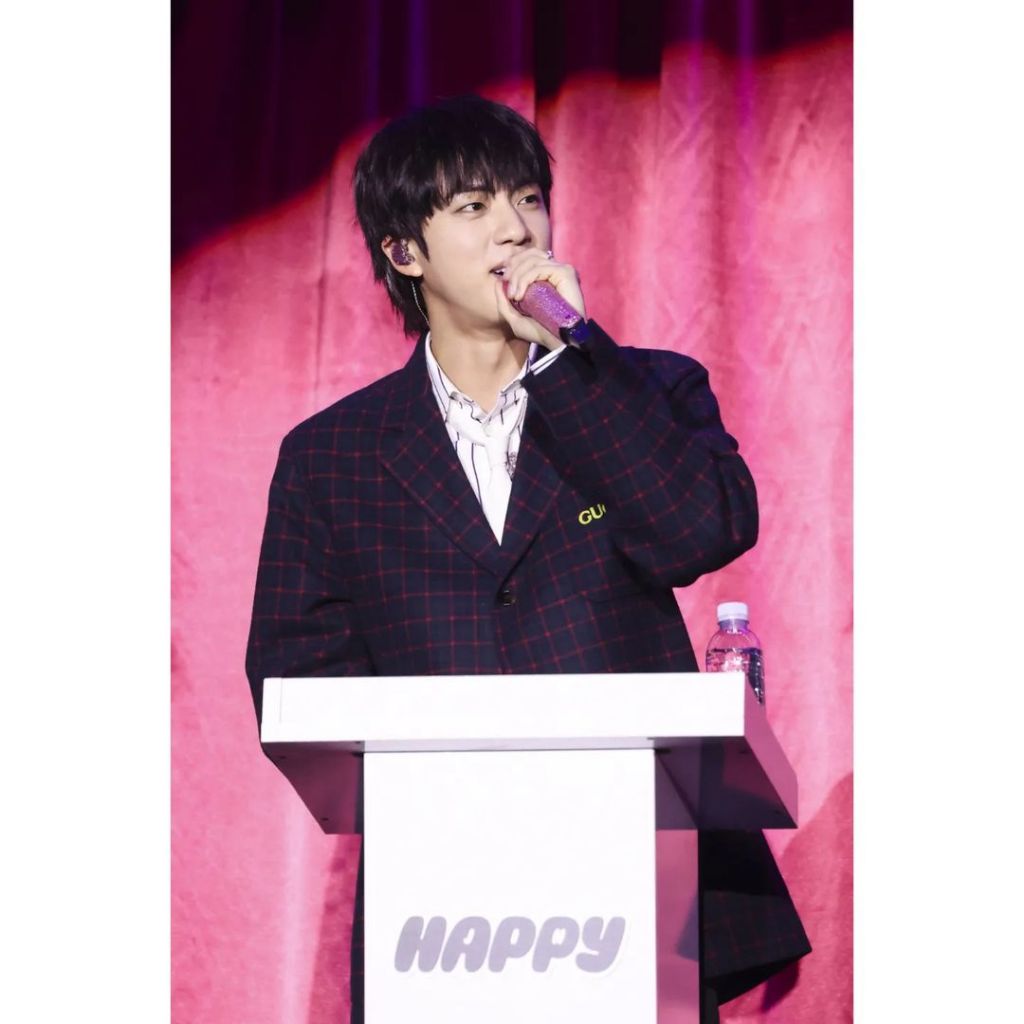 팬쇼케이스 마친 방탄소년단 진 인스타 업뎃 | 인스티즈