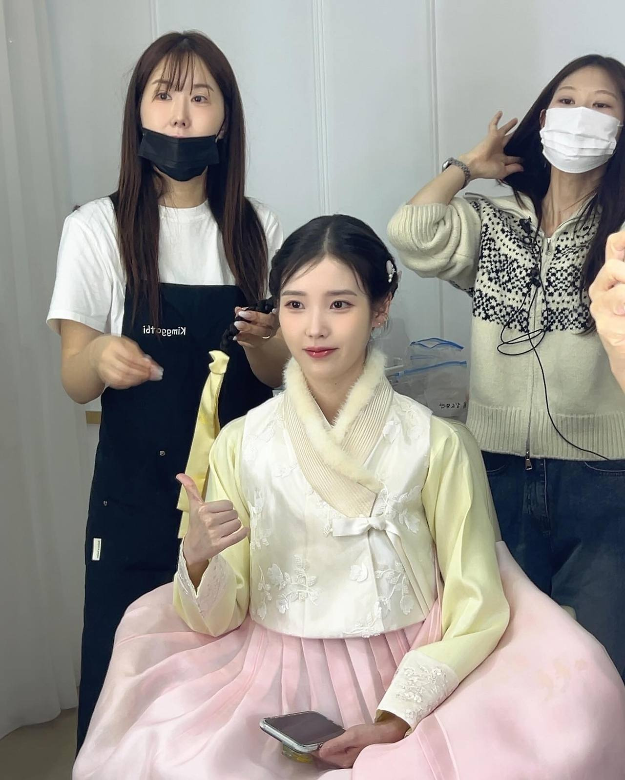 아이유 인스타그램 업로드 | 인스티즈