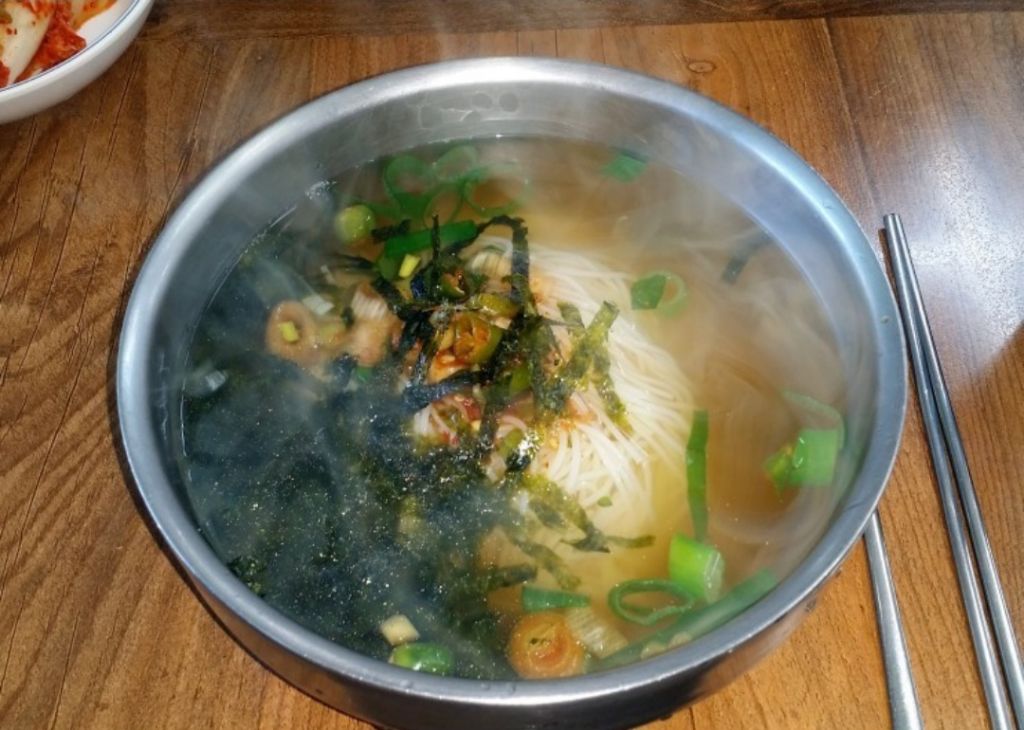 어머니손맛잔치국수 이미지