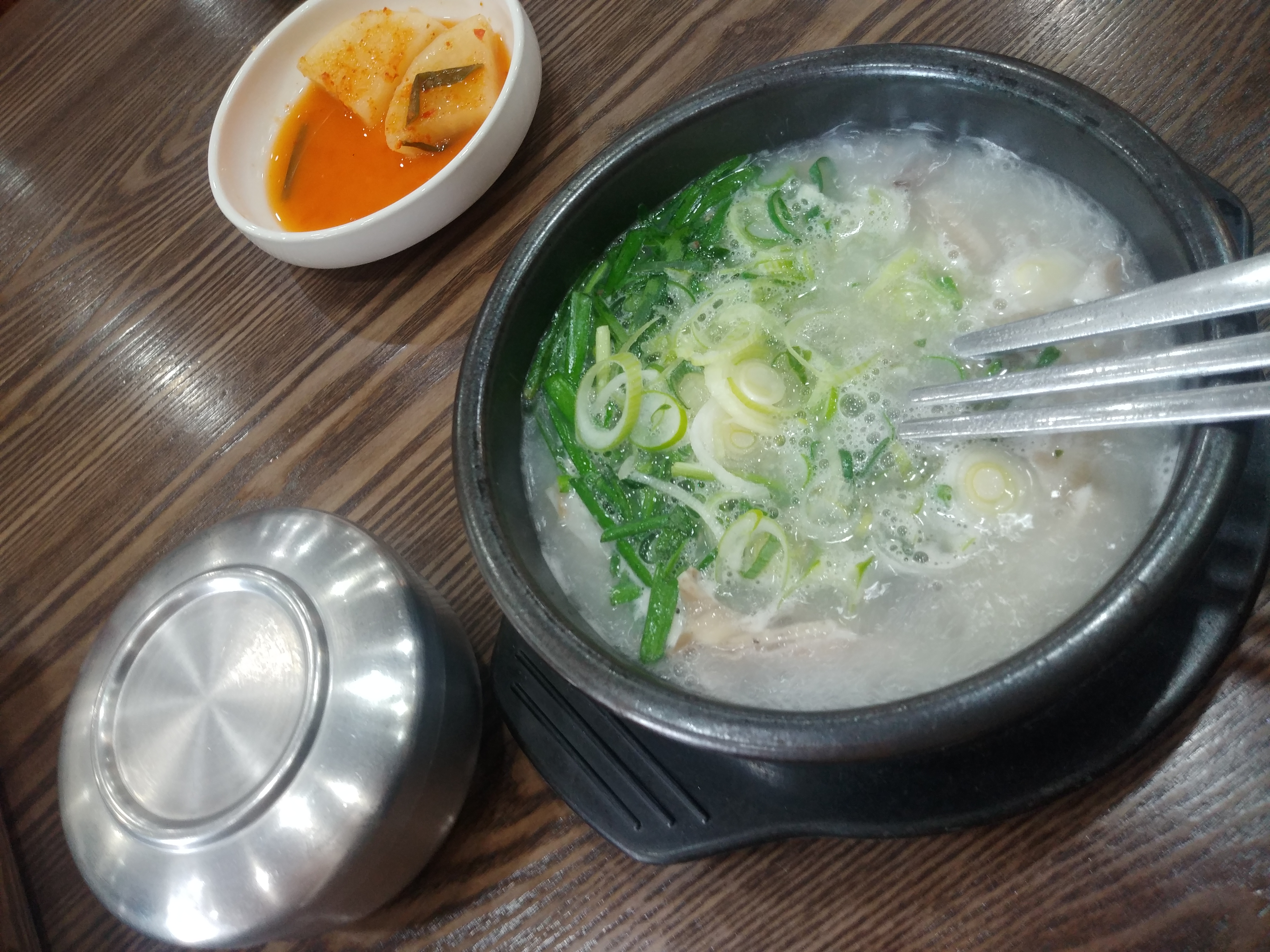 자모산 순대국 이미지