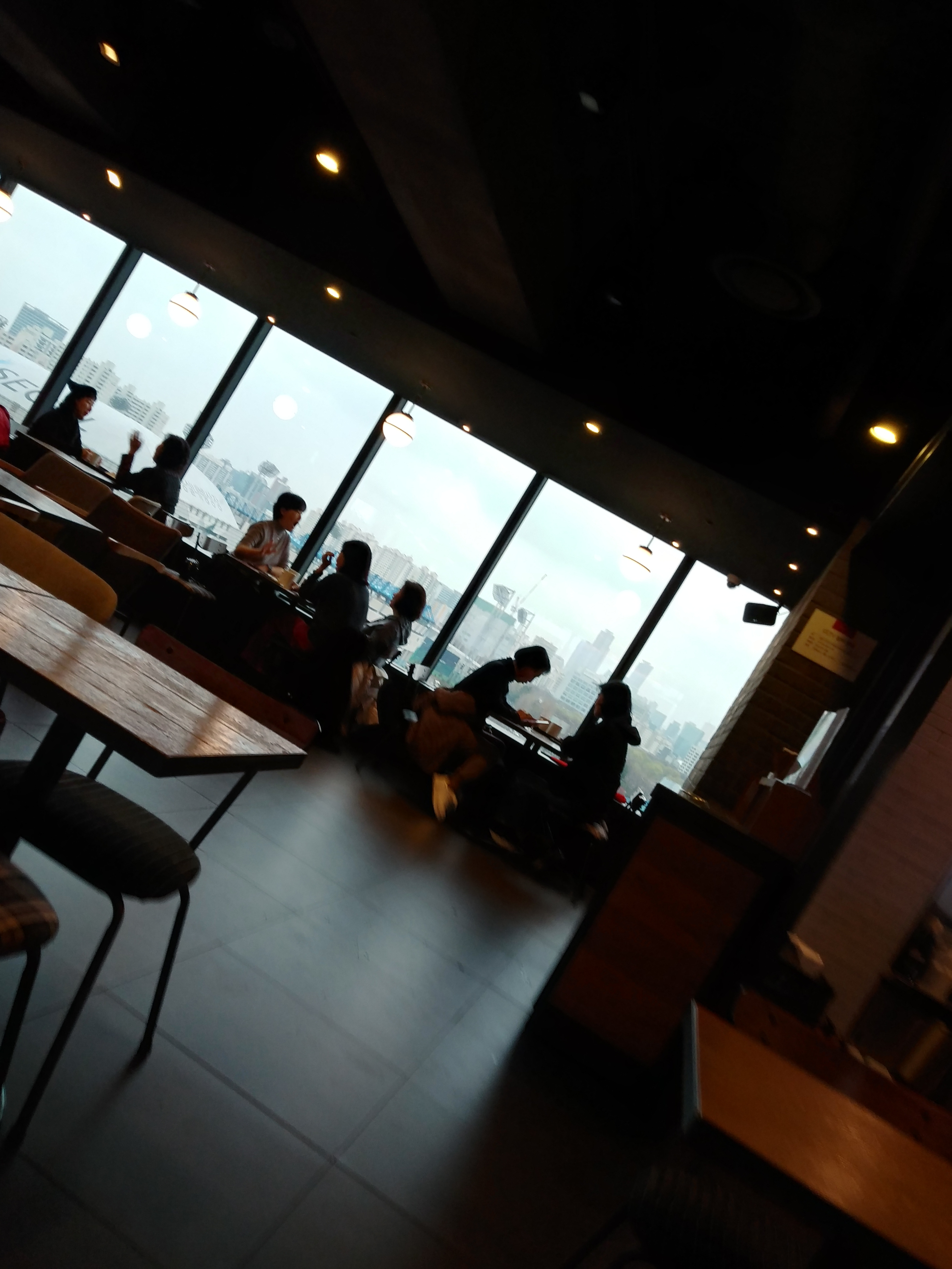 행복한플레이스커피 이미지