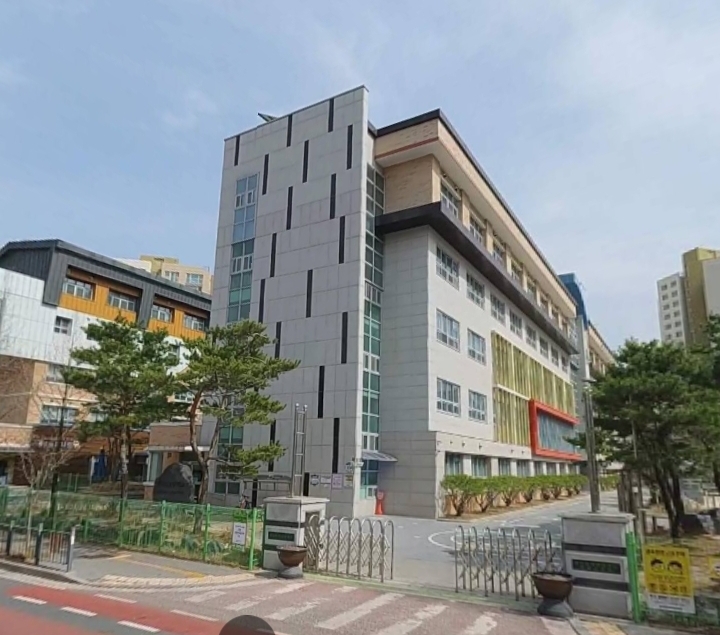 호수초등학교 이미지