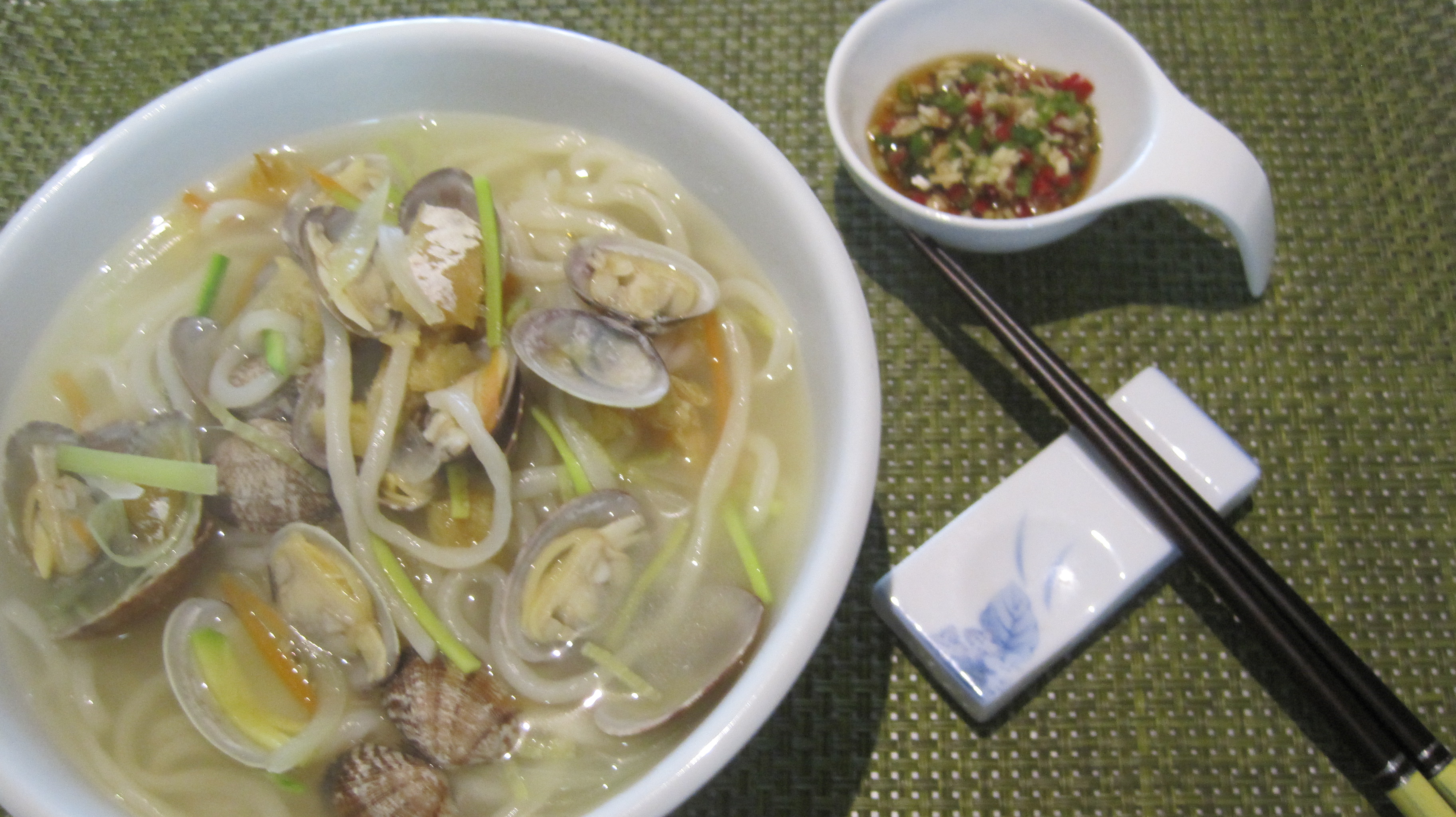 황태칼국수 이미지