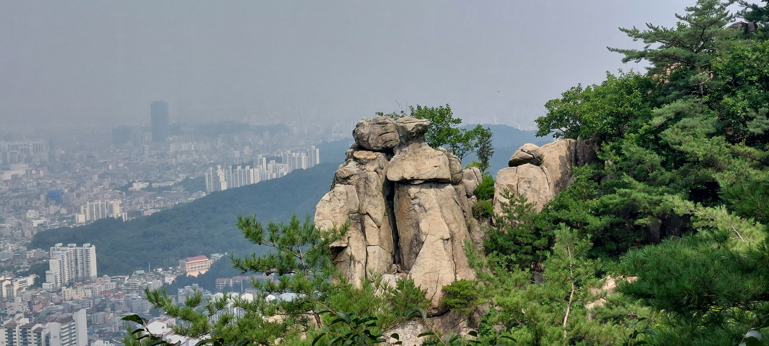 관악역 앞 이미지
