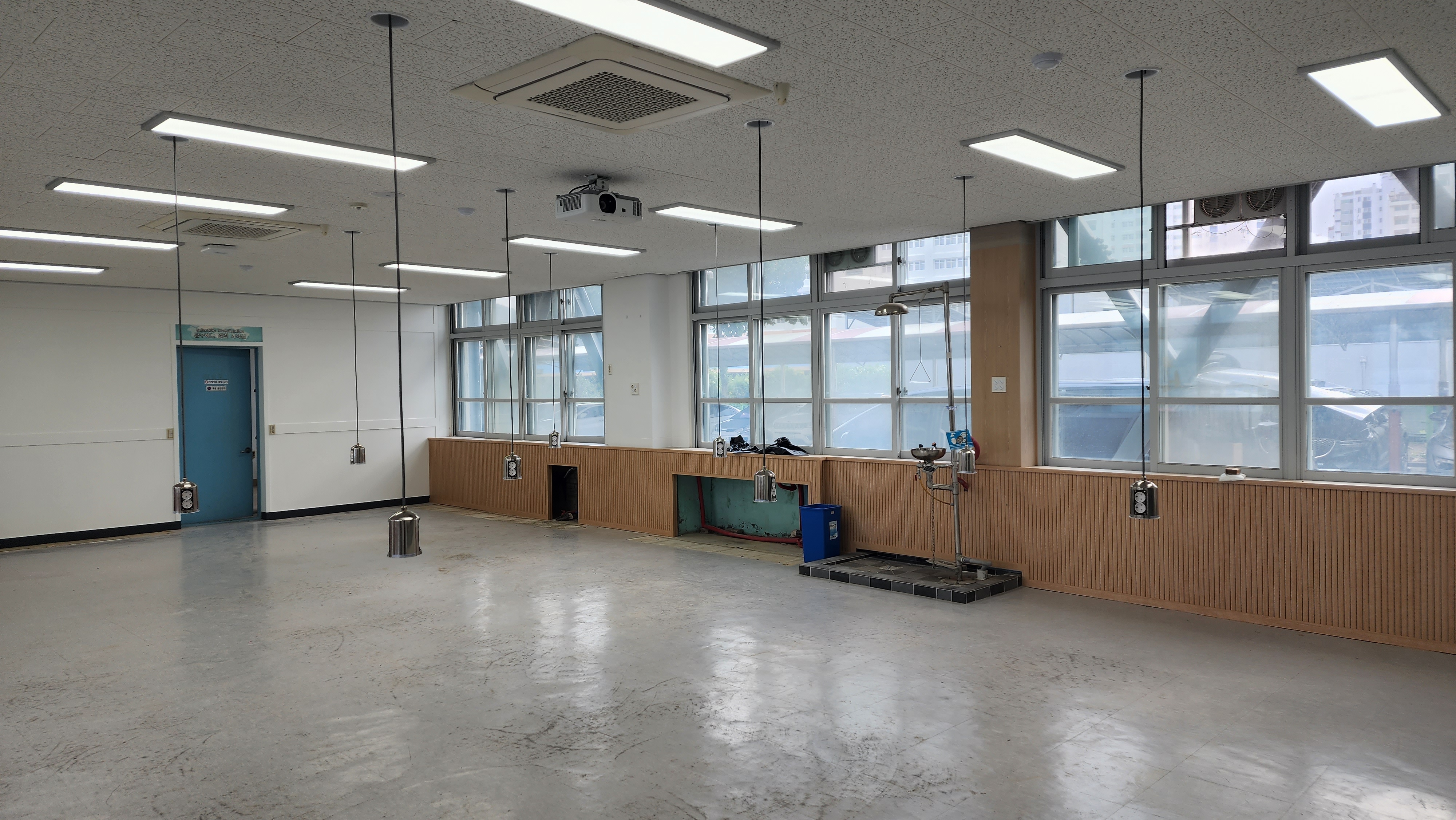 예산여자중학교 이미지