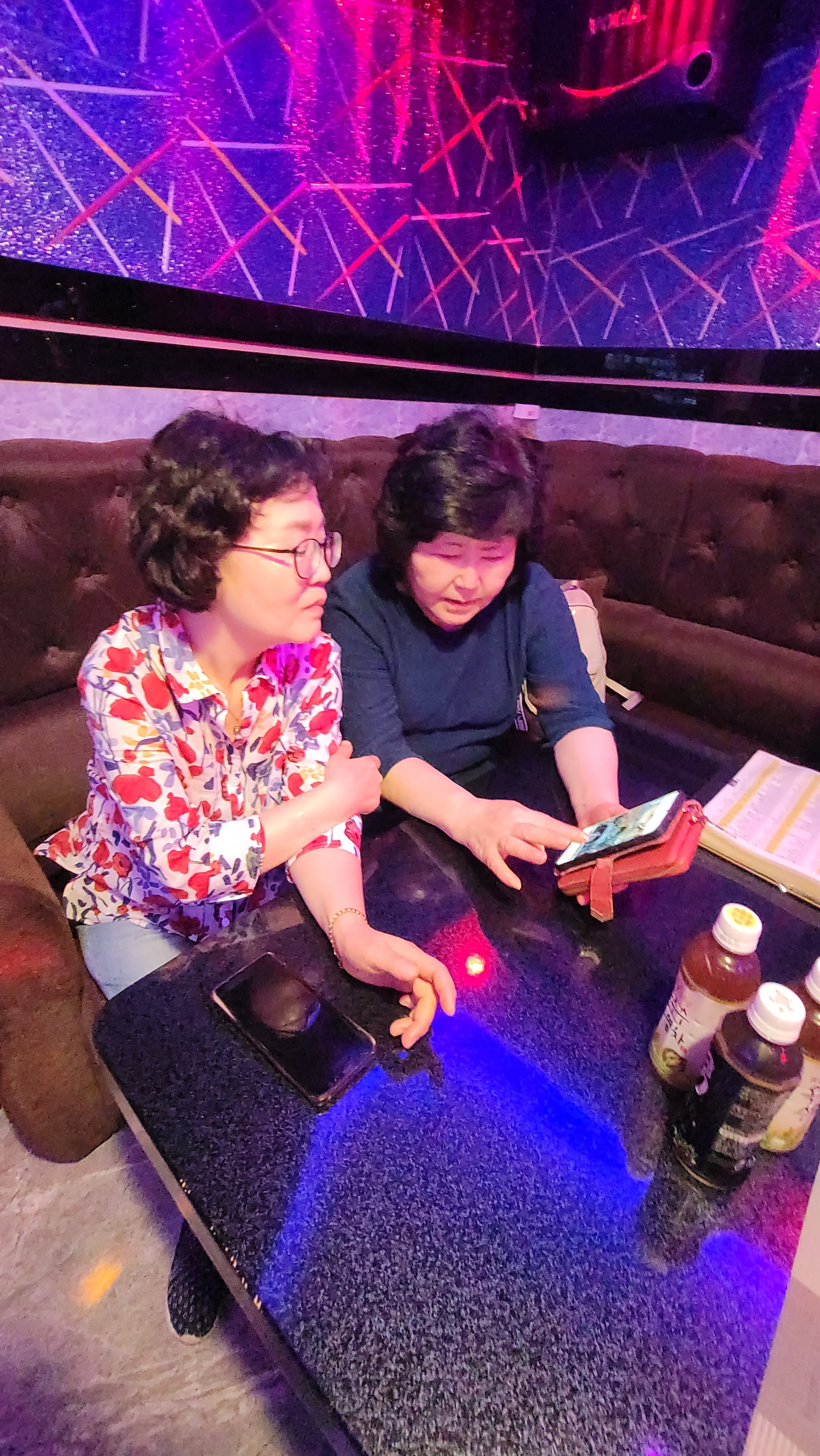 장미노래방 이미지
