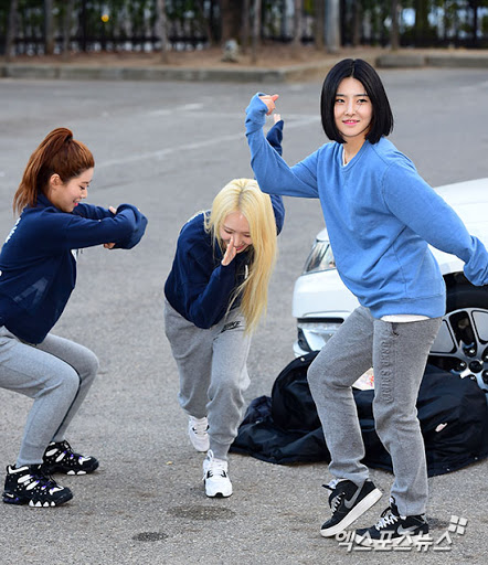 쁘걸 조정간 단발좌 코스프레하면 짱덕몰이 가능?? | 인스티즈