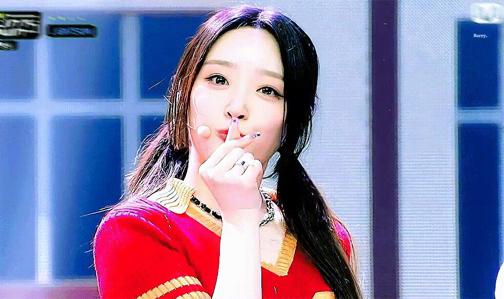 얼른 더 떴으면 하는 신인 여자 아이돌 걸그룹 덕후몰이상 3인방 .gif | 인스티즈