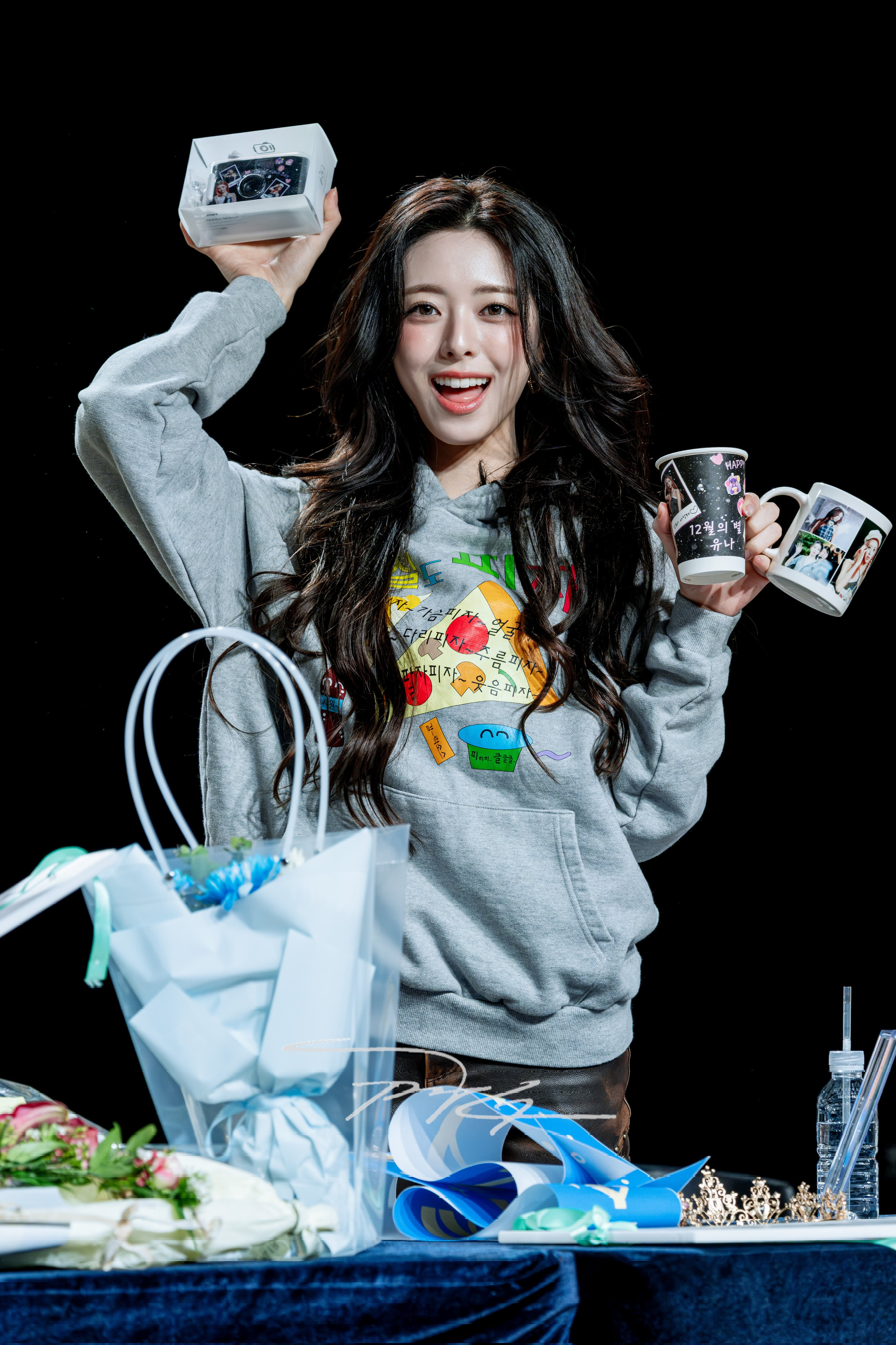 (스압)여자여자한 ITZY 유나.jpgif | 인스티즈