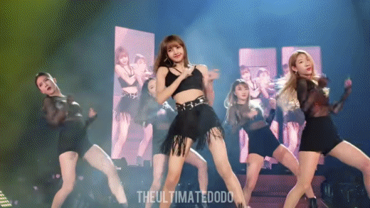 해외에서 반응 좋았던 블랙핑크 리사의 솔로 무대.gif | 인스티즈