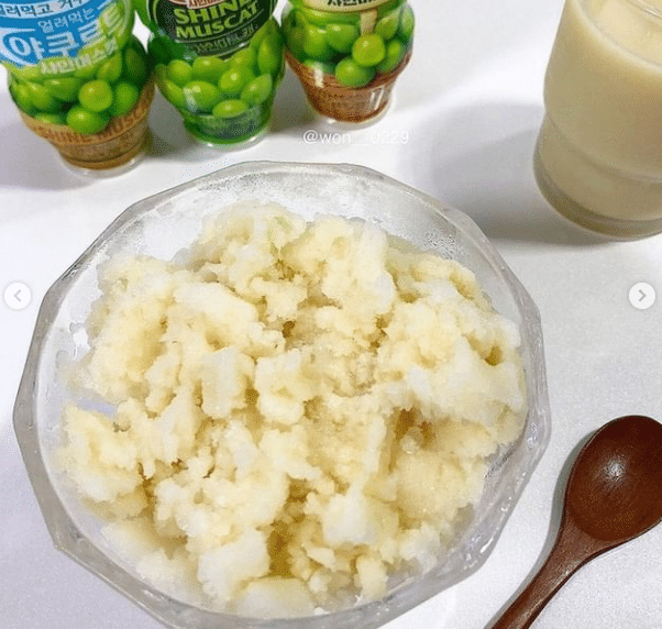 야쿠르트 아주머니 만나야지만 살 수 있다는 샤인머스캣 야쿠르트.JPG | 인스티즈