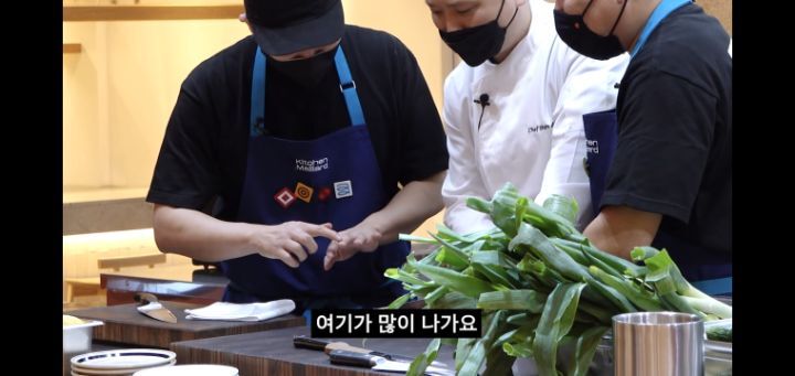 칼로 음식 썰다가 손가락 썰었을 때 꿀팁.jpg | 인스티즈