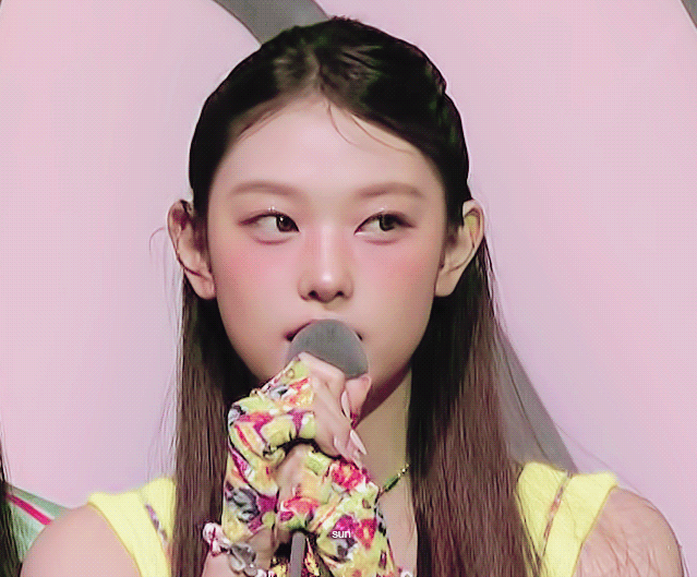 침튜브 나온 뉴진스 강해린. gif | 인스티즈