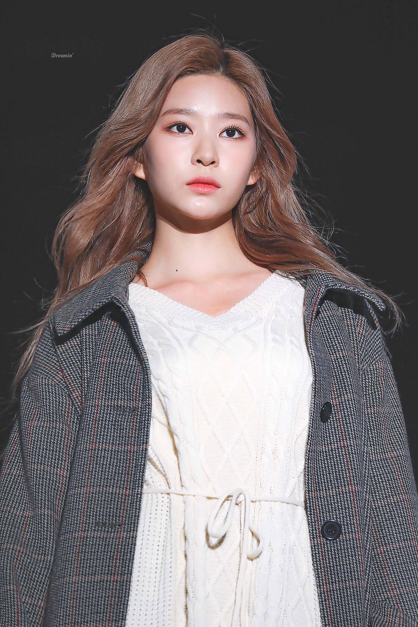 보스 아이즈원 민주.gif (스압,움짤 多) | 인스티즈