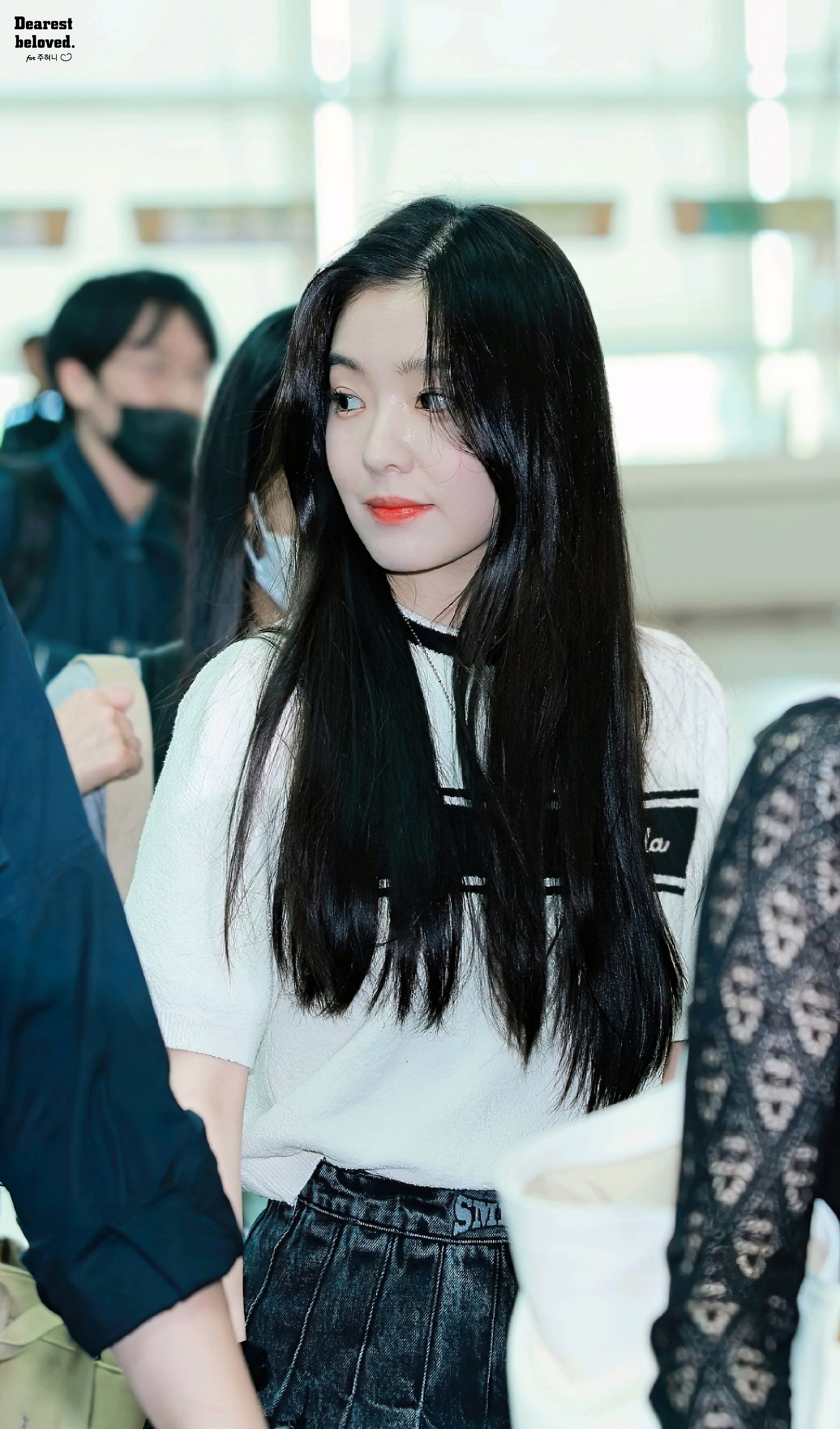 최근 공항 출국하는 아이린.jpgif | 인스티즈