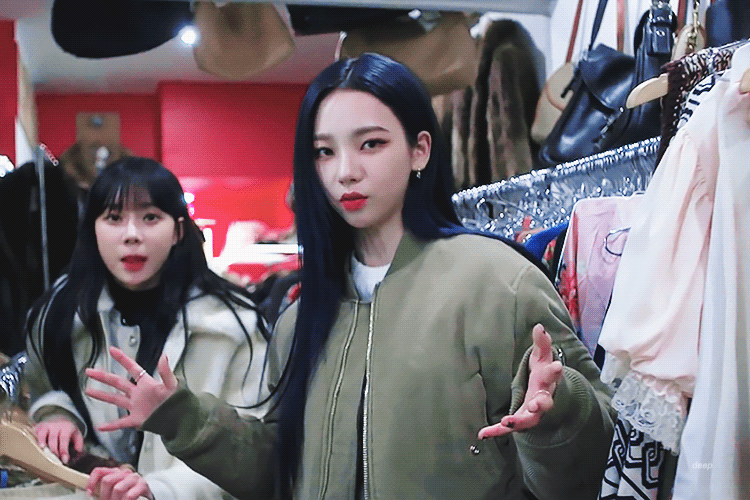 뉴욕에 간 카리나에겐 감동이 있다.gif | 인스티즈